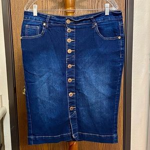 WOMENS BE GIRL 5 POCKET, BUTTON-UP JEAN PENCIL SKIRT, SIZE LG- EXCELLENT COND!